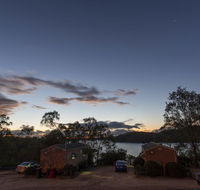 Lake Monduran Holiday Park - Perths Hotel