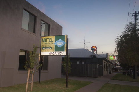 Lake Mulwala Hotel Motel - Perths Hotel 3