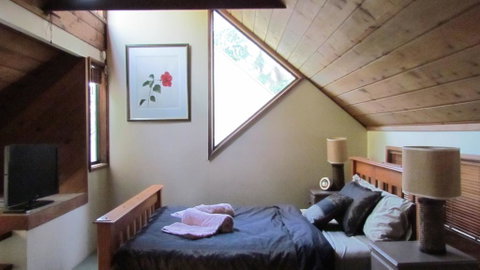 Lake Russell Luxury Retreat - Perths Hotel 3