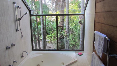 Lake Russell Luxury Retreat - Perths Hotel 0