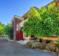 Lake Wendouree Luxury Apartments on Webster - Perths Hotel
