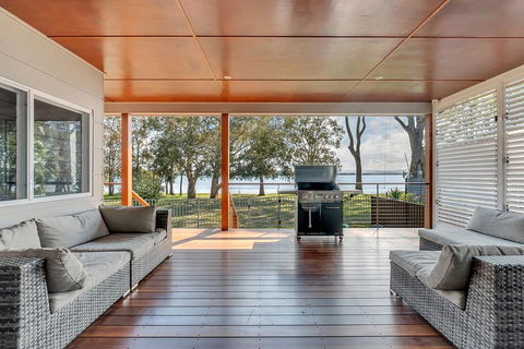 LAKEFRONT And SUNSET HAVEN - Perths Hotel 3