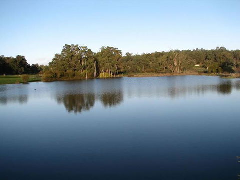 Lakeview Lodge - Perths Hotel 1