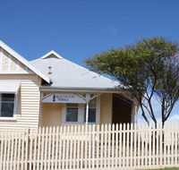 Lighthouse Lodge - Perths Hotel