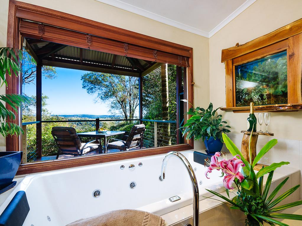 Maleny QLD Perths Hotel