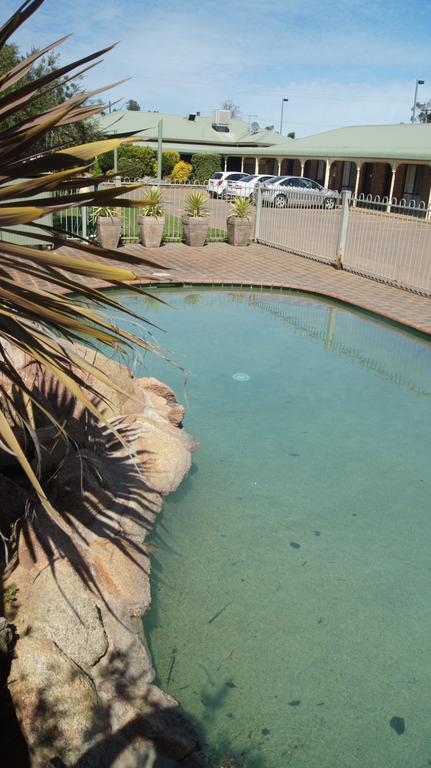 Lincoln Cottage Motor Inn - Perths Hotel 2