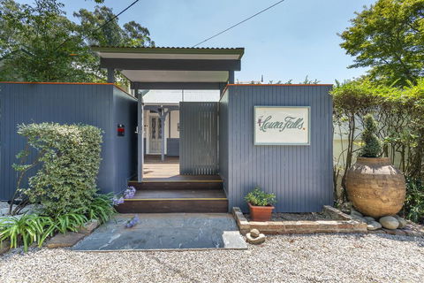 Luxe Mountain Retreat - Katoomba - 4 Bed & Bath - Perths Hotel 2