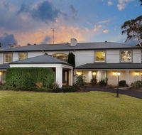 Luxury Bungalow - Perths Hotel