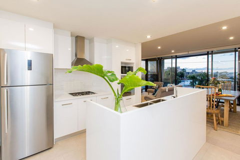 Luxury Four Bedroom Apartment - Perths Hotel 1
