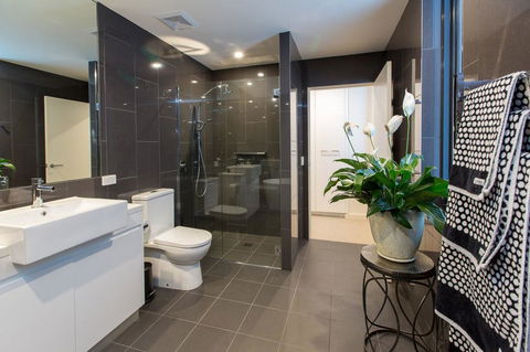 Luxury Four Bedroom Apartment - Perths Hotel 2