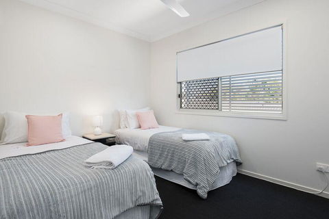 Luxury Home Close To Sleemans, QE2 Hospital & Griffith Uni - Perths Hotel 3