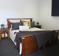 Luxury Homestay BNB in Rochedale - Perths Hotel