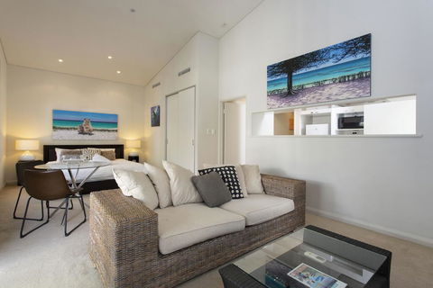Luxury Modern Escapia - Perths Hotel 3