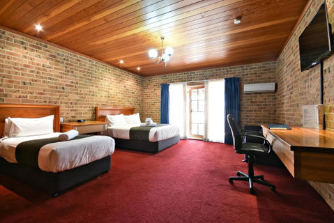 Macquarie Inn - Perths Hotel 2