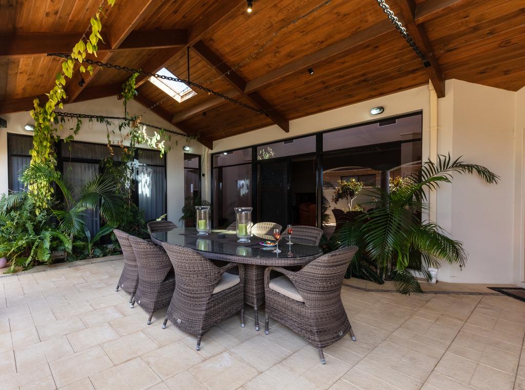 Utakarra WA Perths Hotel