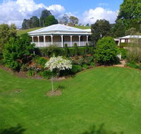 Maleny Homestead  Cottage - Perths Hotel