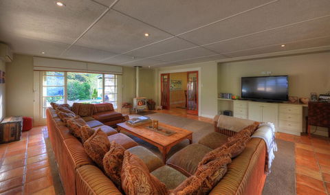 Maleny Homestead & Cottage - Perths Hotel 1