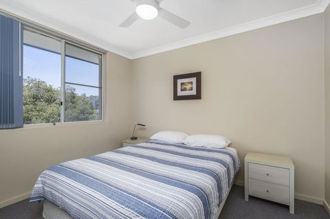 Maliblue, 5/1 Main Street, Crescent Head - Perths Hotel 2