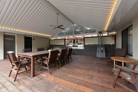 Marbles On Lovedale - Perths Hotel 2