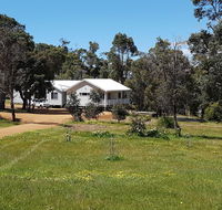 Margies Place - Perths Hotel