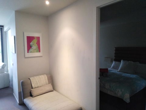 Marina View Apartment On The Maribyrnong River, Melbourne - Perths Hotel 1