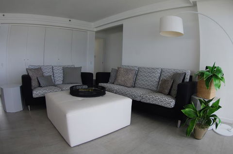Marriner Views - Perths Hotel 3