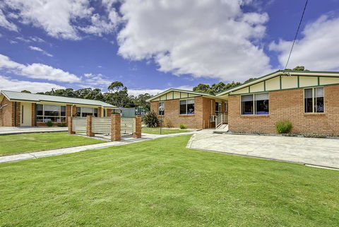 Masons Cottages - Perths Hotel 0