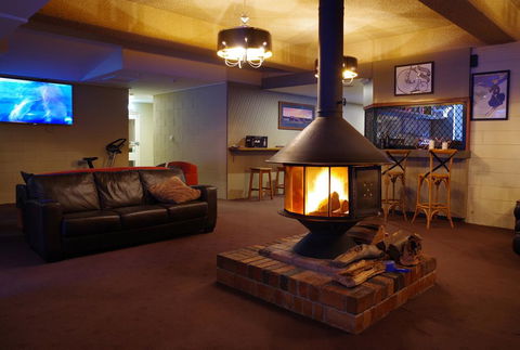 Matterhorn Lodge - Perths Hotel 0