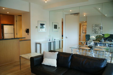 Melbourne Seaviews, Pool & Tennis - Perths Hotel 0