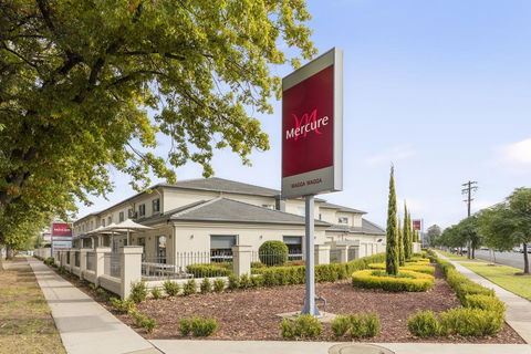 Mercure Wagga Wagga - Perths Hotel 3