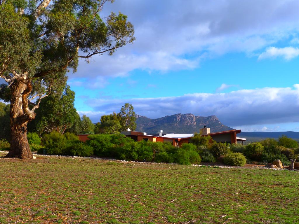 Telangatuk East VIC Perths Hotel