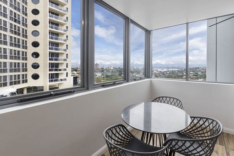 Meriton Suites Bondi Junction - Perths Hotel 3