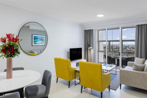 Meriton Suites Bondi Junction - Perths Hotel 0