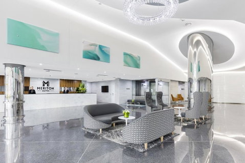 Meriton Suites Southport - Perths Hotel 1