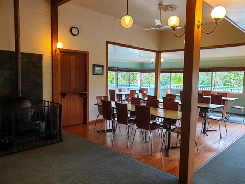 Midginbil Eco Resort - Perths Hotel 1