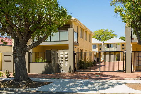 Midland Haven - Midland WA - Perths Hotel 3