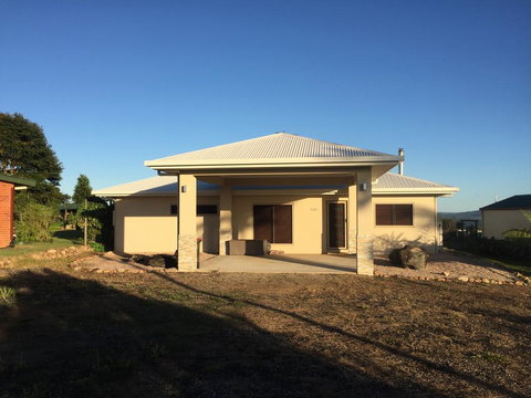 MilaViews - Perths Hotel 2