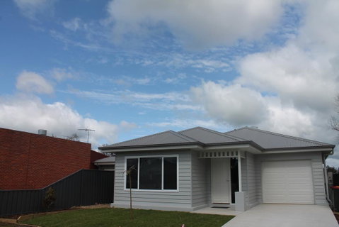Milawa Vineyard Views - Guesthouse 2 - Perths Hotel 3