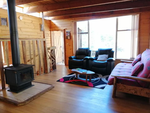 Minnow Cabins Lower Beulah - Perths Hotel 2