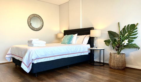 MLB38-Panoramic View Studio Near Sydney Harbour - Perths Hotel 2