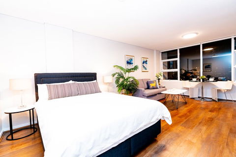 MLB38-Panoramic View Studio Near Sydney Harbour - Perths Hotel 3