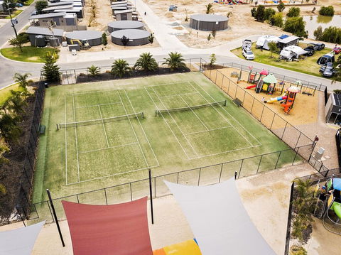 Moama Waters - Perths Hotel 1
