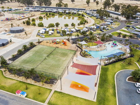 Moama Waters - Perths Hotel 3