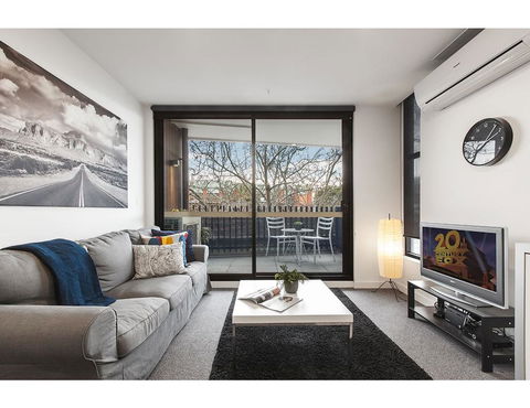 Modern 2 Bed Apartment In Trendy Collingwood - Perths Hotel 0