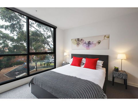 Modern 2 Bed Apartment In Trendy Collingwood - Perths Hotel 1