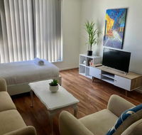Modern Unit Near To Surfers Paradise - Perths Hotel