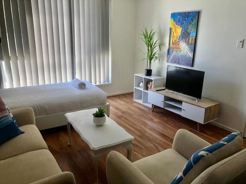 Modern Unit Near To Surfers Paradise - Perths Hotel 0
