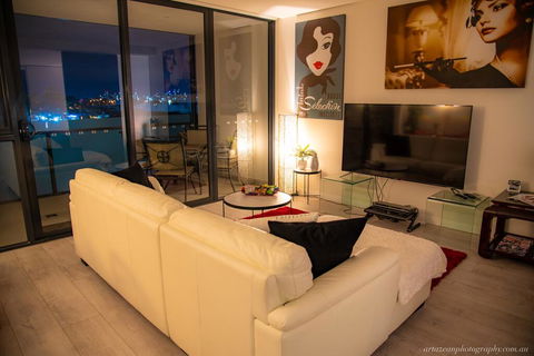 Modern, Clean, Luxury At The Right Price..... - Perths Hotel 2