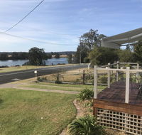 Moruya Holiday House - Perths Hotel