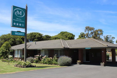 Motel Warrnambool - Perths Hotel 0